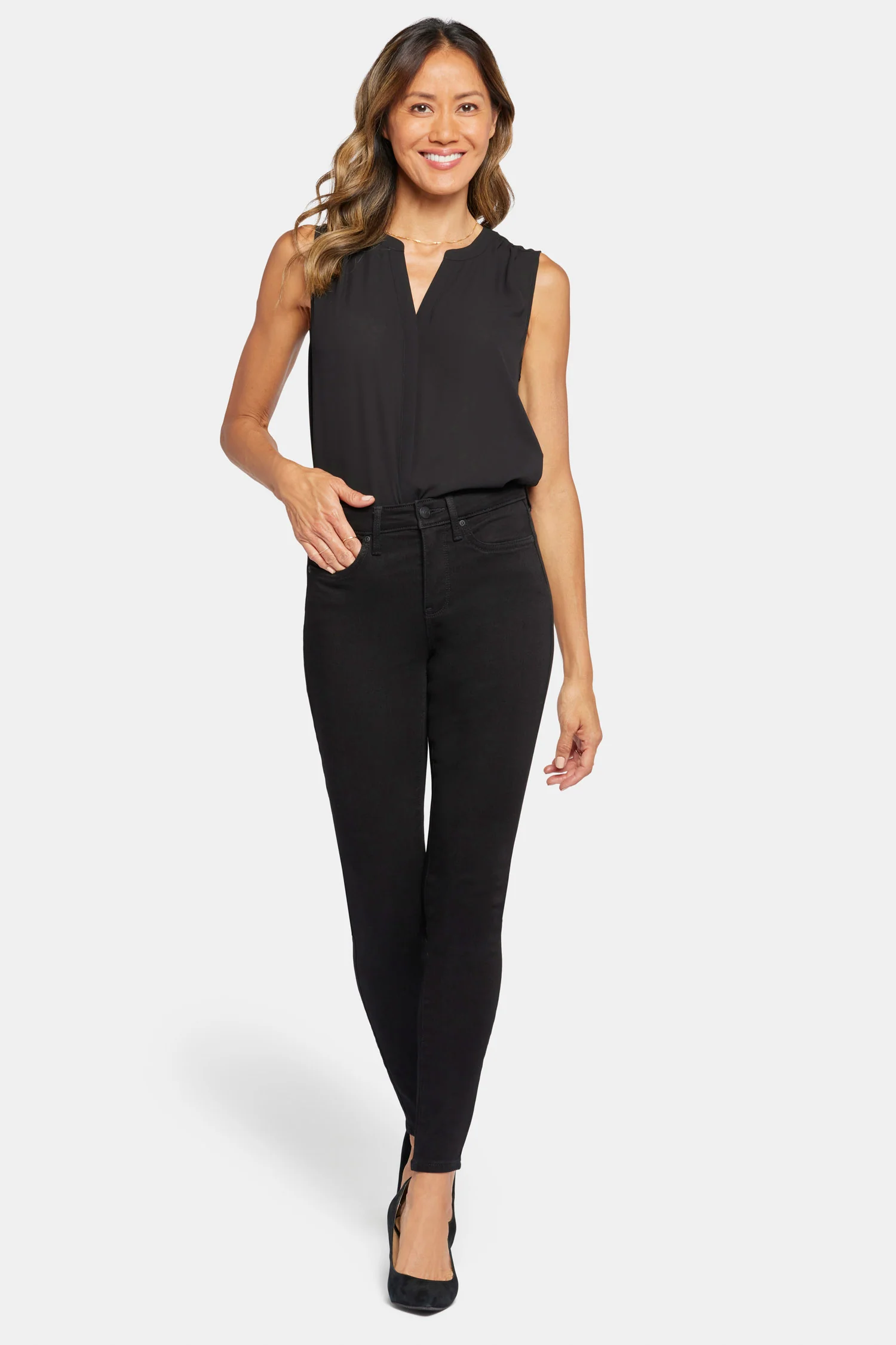 Ami Skinny Jeans In Petite - Black - Image 4