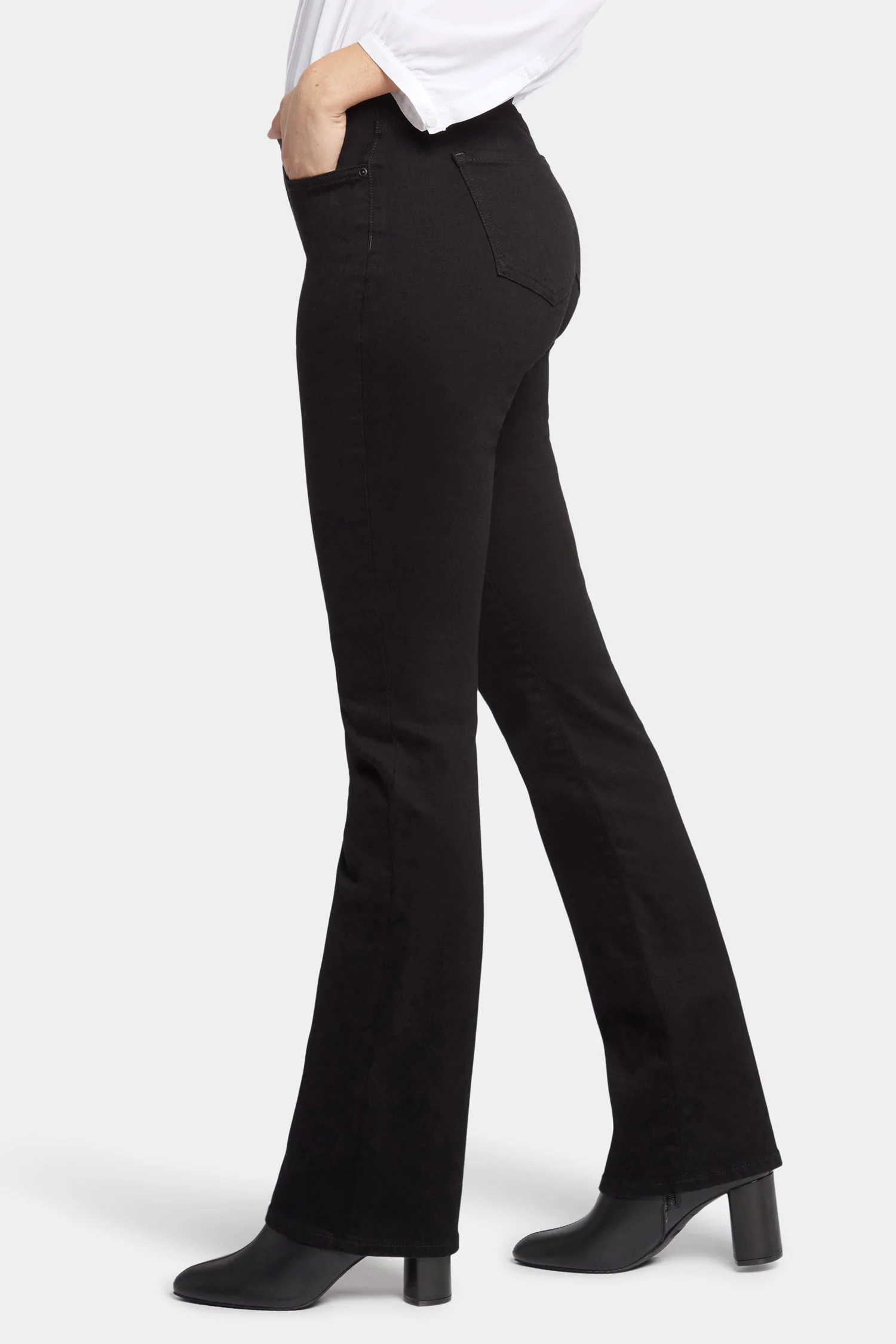 Barbara Bootcut Jeans In Tall - Black - Image 3