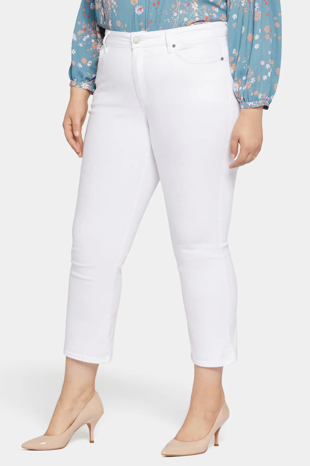 Marilyn Straight Ankle Jeans In Plus Size - Optic White - Image 3