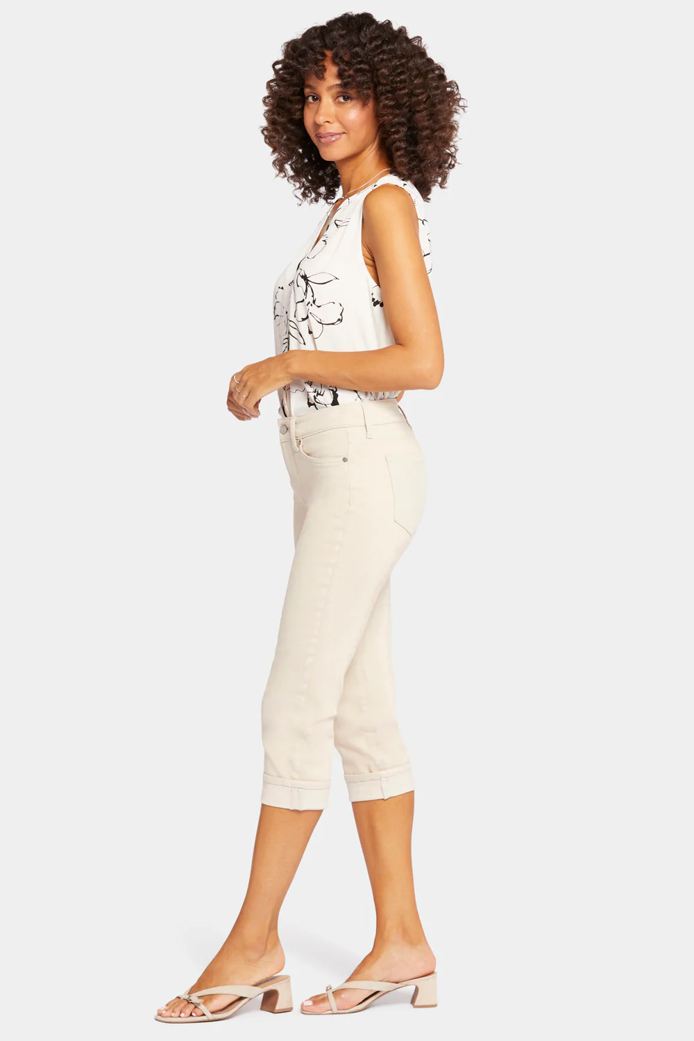 Marilyn Straight Crop Jeans In Petite - Feather - Image 5