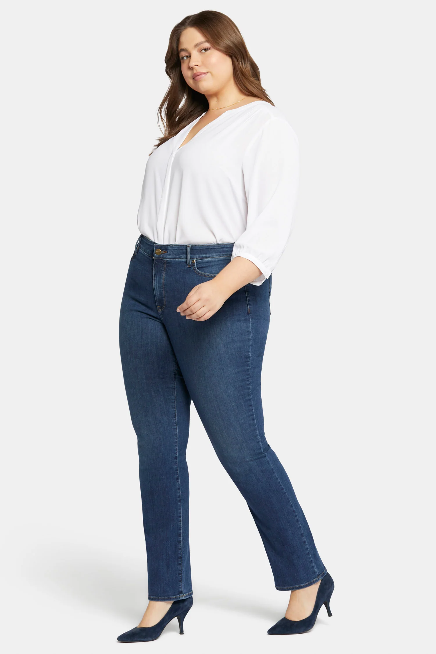 Marilyn Straight Jeans In Plus Size - Cooper - Image 5