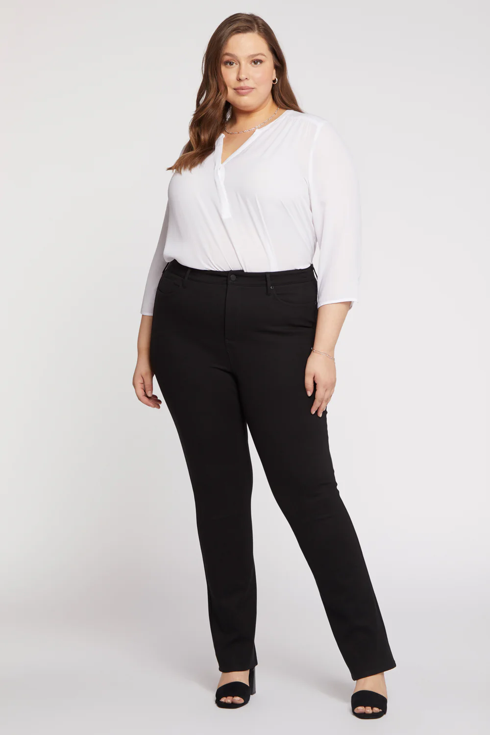 Marilyn Straight Pants In Plus Size - Black - Image 4