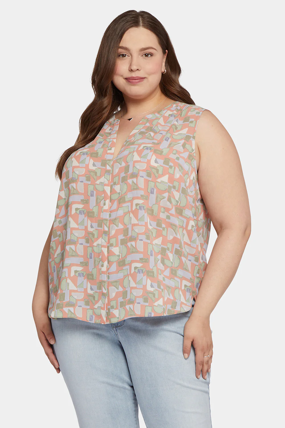 Sleeveless Pintuck Blouse In Plus Size - Cielo Vista - Image 4